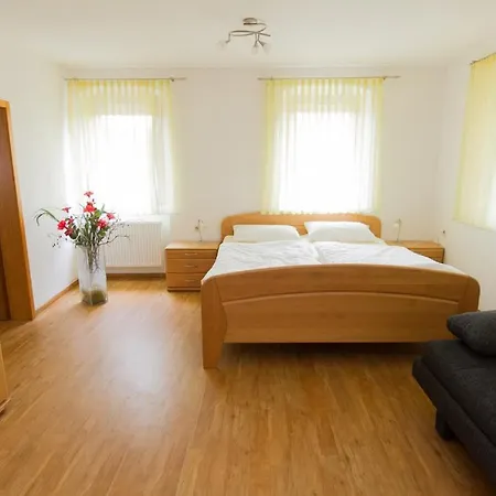 Ferienwohnung Oestreicher * Stadtlauringen