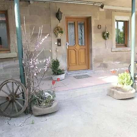 アパート Ferienwohnung Oestreicher Stadtlauringen